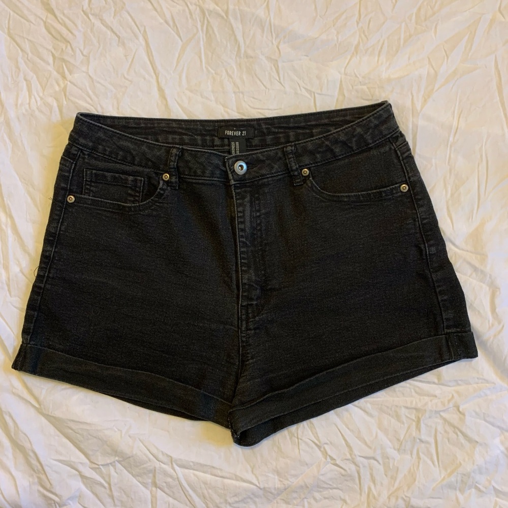 Forever 21 Women's Black Shorts
